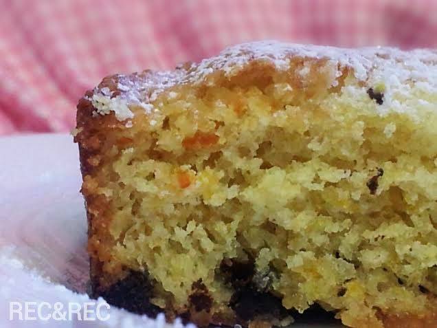 COCA DE LLANDA DE ALMENDRA, NARANJA Y CHOCOLATE.