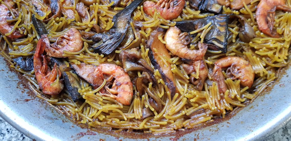Fideuà