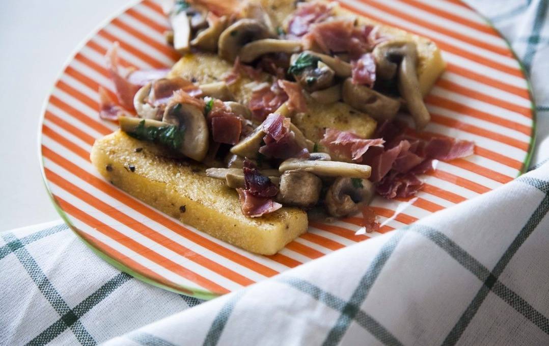 POLENTA CHAMPIÑON Y JAMÓN SERRANO. VAMOS A POR UN 21K