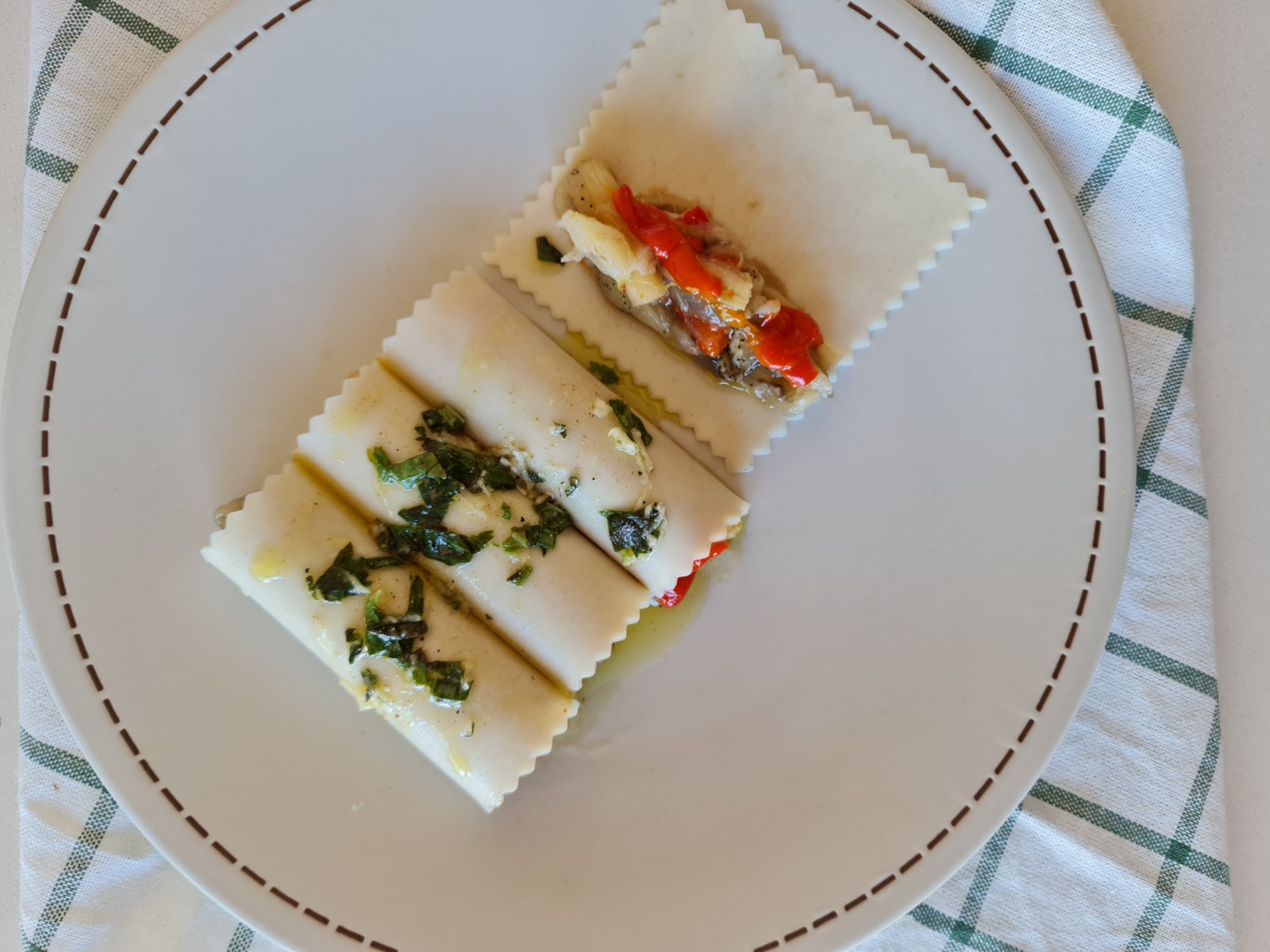 CANELONES DE ESCALIVADA. HISTORIA DE UNA LESIÓN (II).