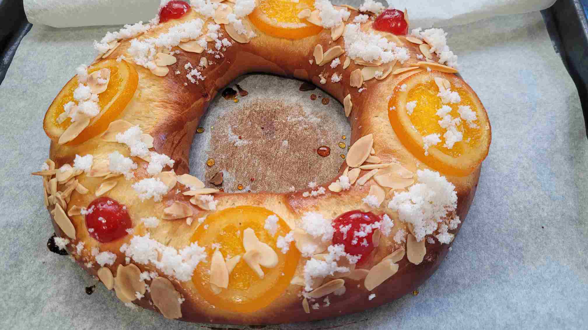 CÓMO PREPARAR UN ROSCÓN DE REYES DELICIOSO.