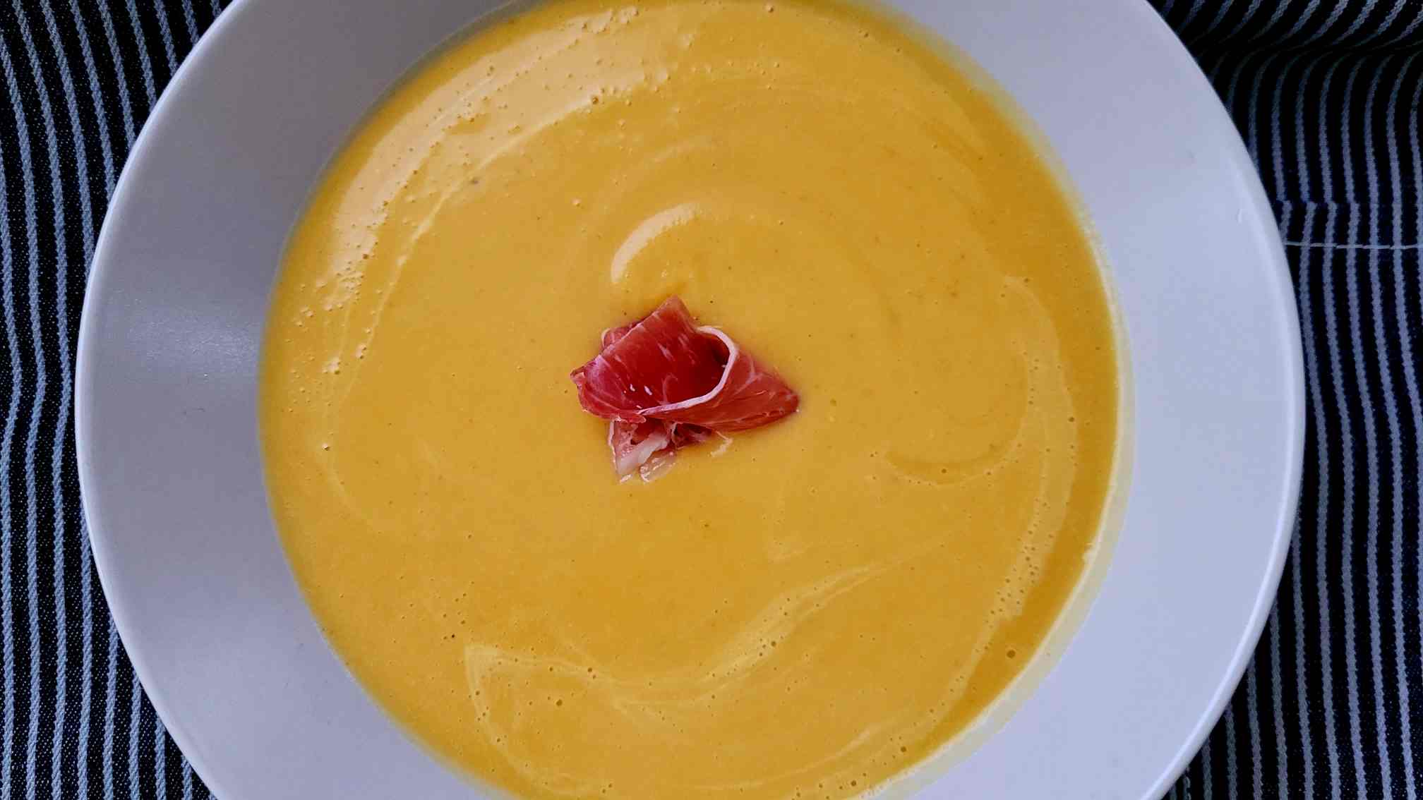CREMA DE CALABAZA AL CURRY