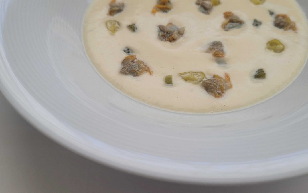 CREMA FRÍA DE ESPÁRRAGOS CON BERBERECHOS