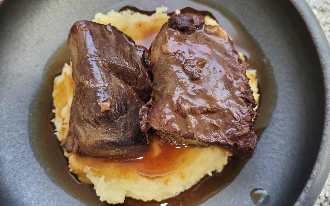 GUISO DE CIERVO CON PARMENTIER DE CHIRIVIA