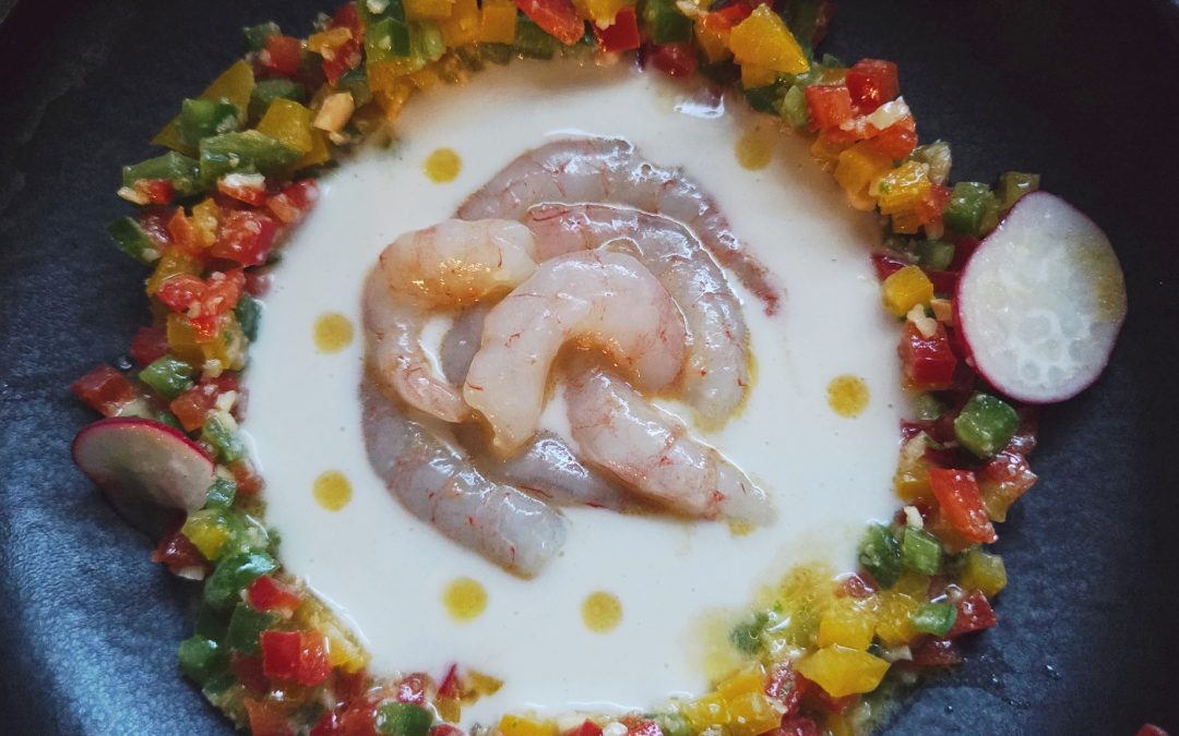 SALPICÓN DE GAMBA BLANCA Y AJO BLANCO. CELESTIAL